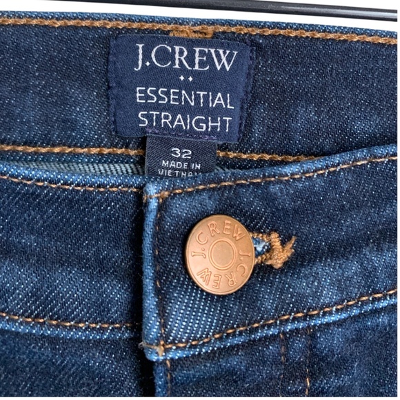 JCrew Women's Essential Straight Jeans Size 32 Dark Wash J.Crew Jeans - Picture 3 of 6